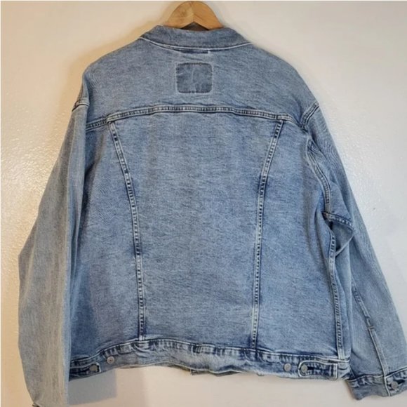 ❤️ Levi's Denim Trucker Jacket - Picture 8 of 8